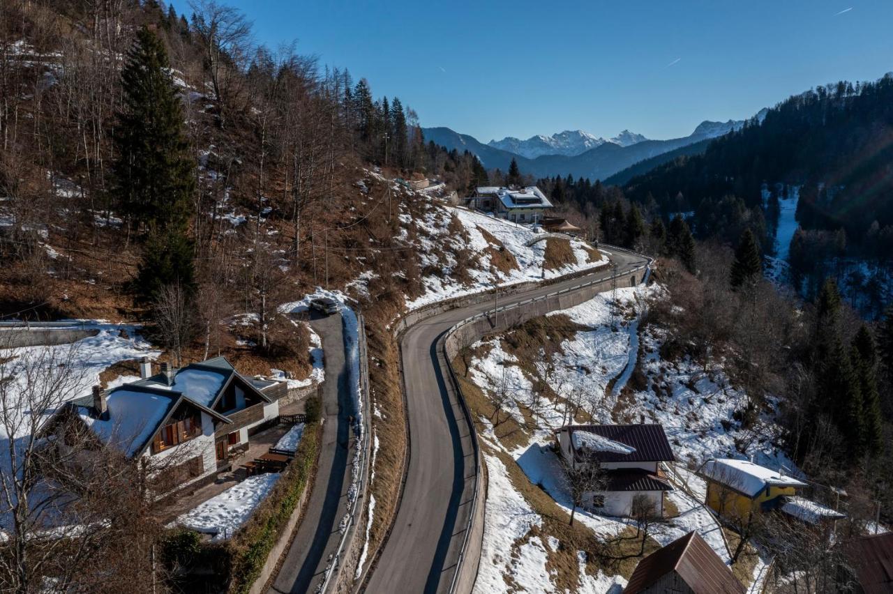 Panoramic House Carnia - Mountain View Apt With Parking And Terraces Villa Ligosullo Esterno foto